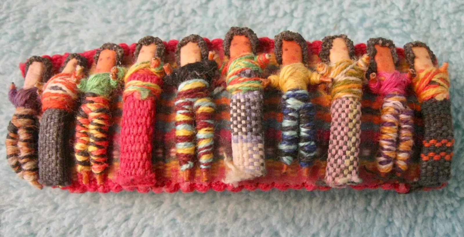 Guatemalan Handmade Worry Dolls Hair Clip; Multicolored W/ Little People; 3 1/4"