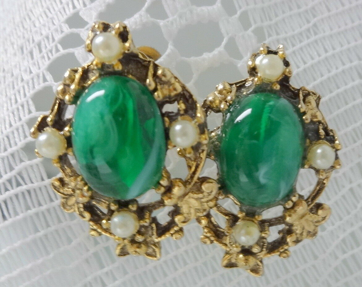 Vtg Art Deco 20s Lovely Chinese Faux Jade Green Peking Glass Clip On Earrings