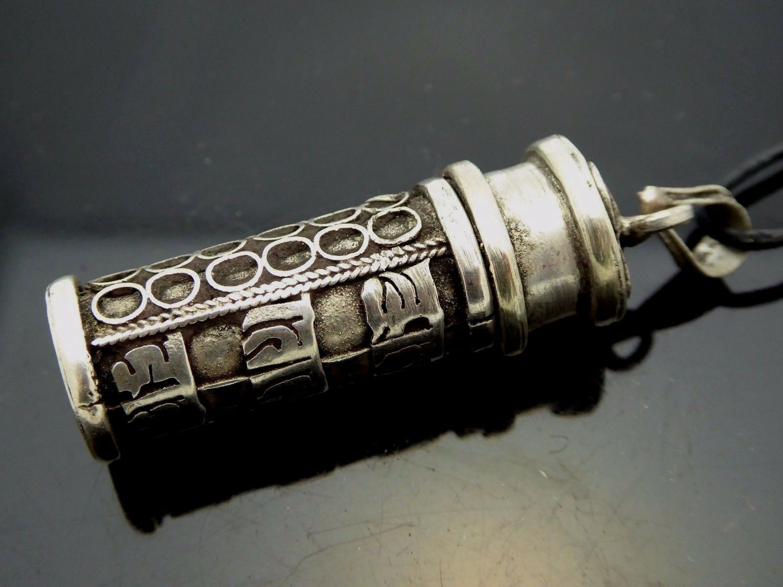 Tibetan Amulet Om Mantra Scroll Silver Tone Ashes Prayer Vial Pendant Necklace